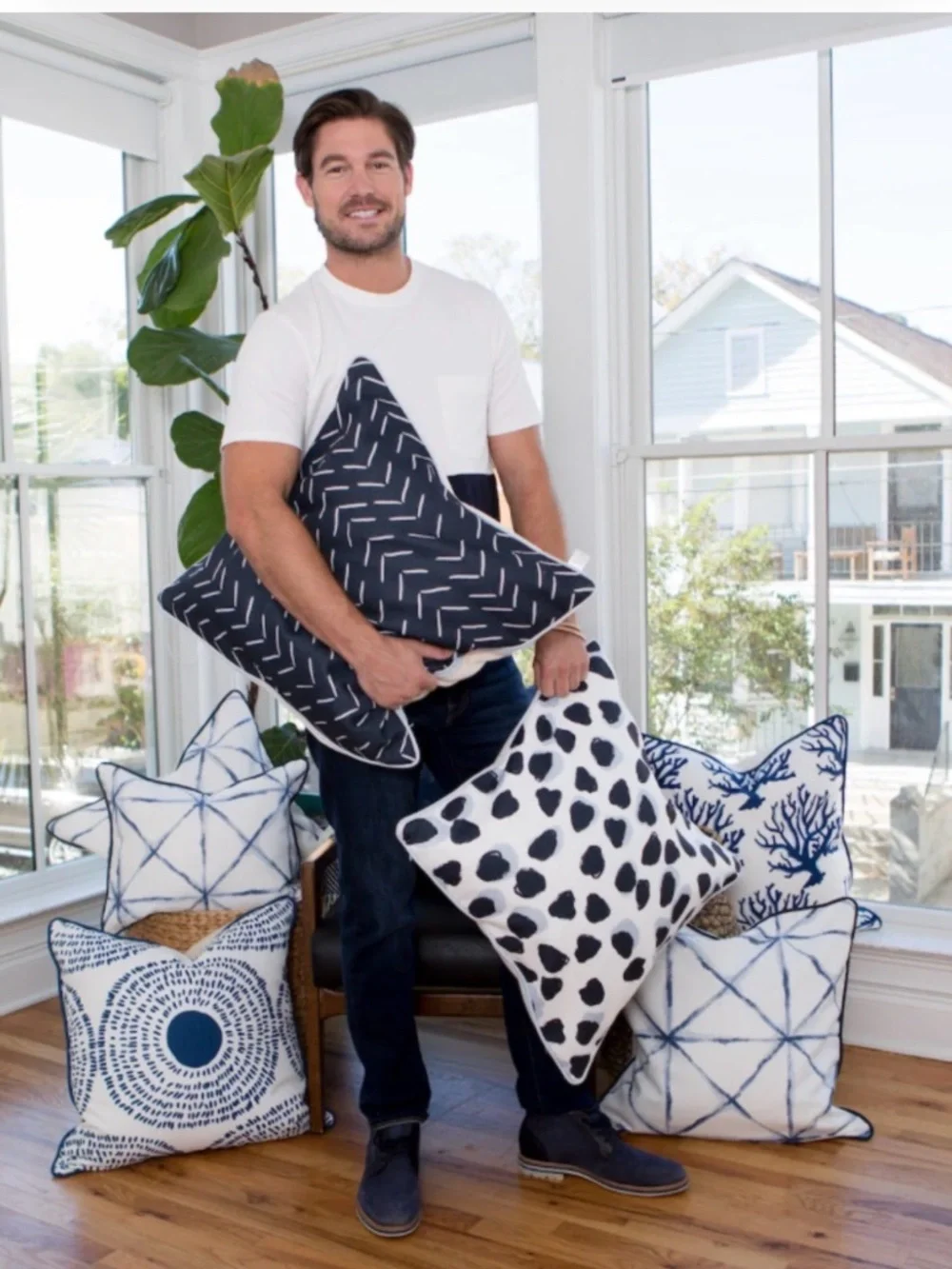 Set of 2 Sewing Down South Modern Dot Throw Pillow Covers Blue Navy White